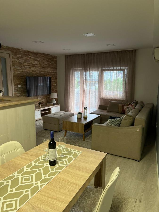 Apartman Mak Мостар Екстериор снимка